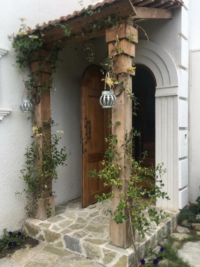 My Garden Otel Tiflis Dış mekan fotoğraf
